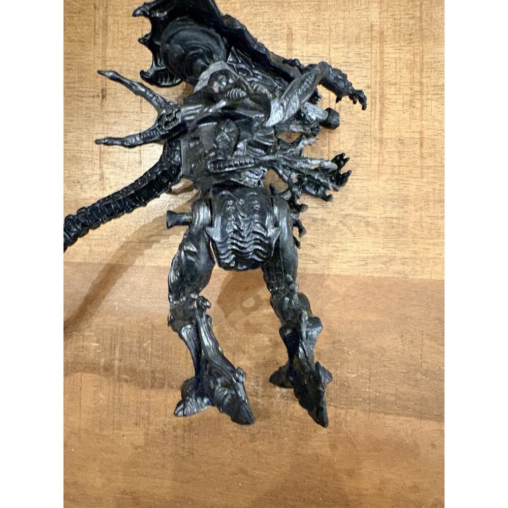 1992 Kenner ALIEN QUEEN w/Hatchling Used VG Condition - Picture 6 of 8